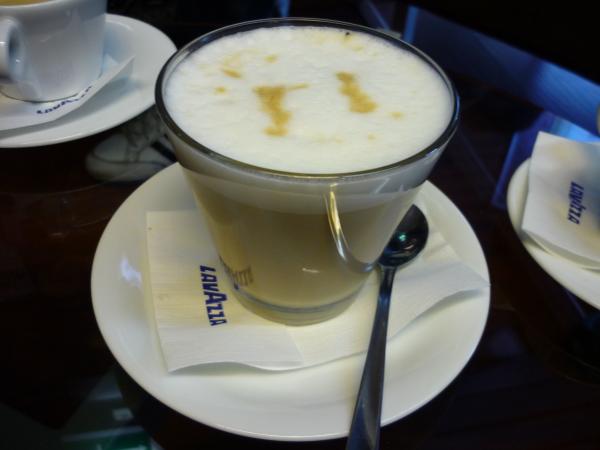 Vana Tallin Café capuccino